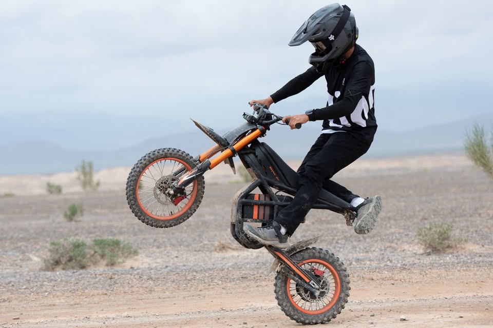 RIDINGTIMES GT54 Electric Dirt Bike – 2000W, 48V 27Ah