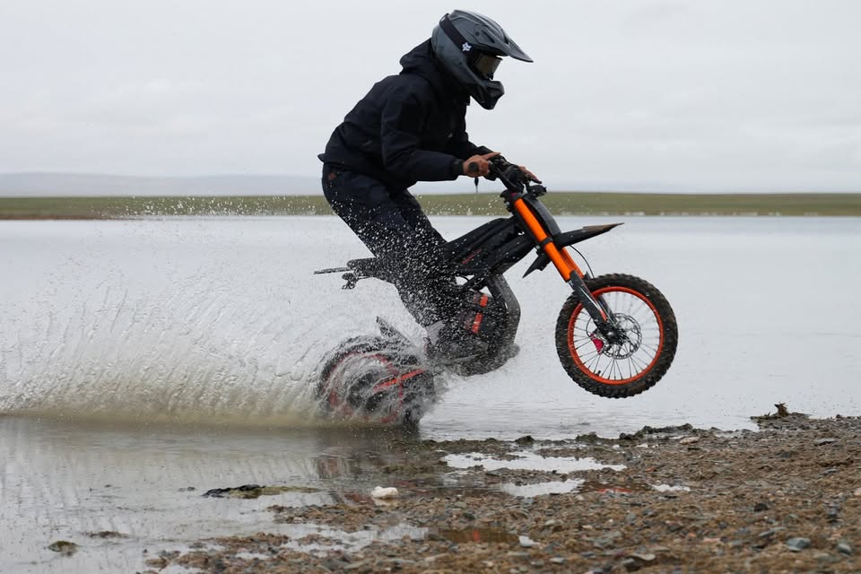 RIDINGTIMES GT54 Electric Dirt Bike – 2000W, 48V 27Ah